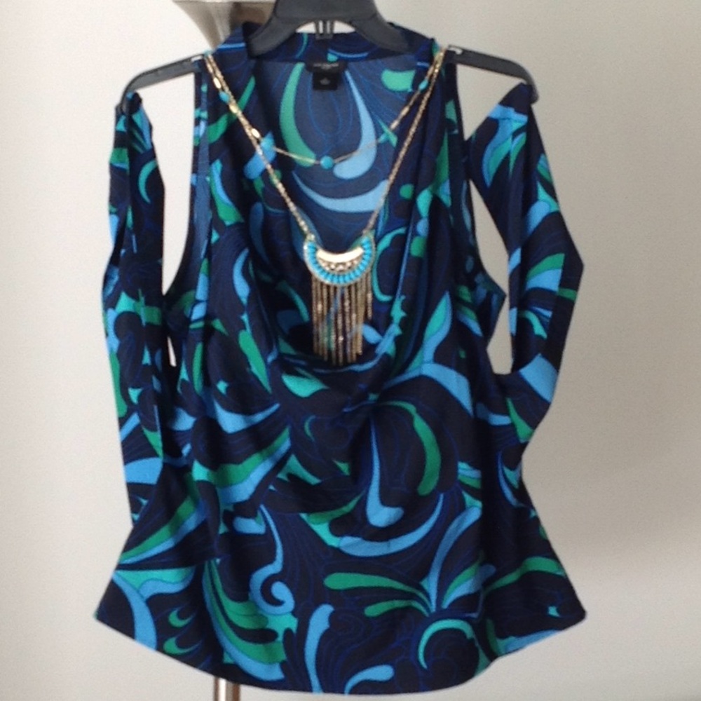 🐾🦋🐾  Ann Taylor - Sleeveless 'Masterpiece' Top